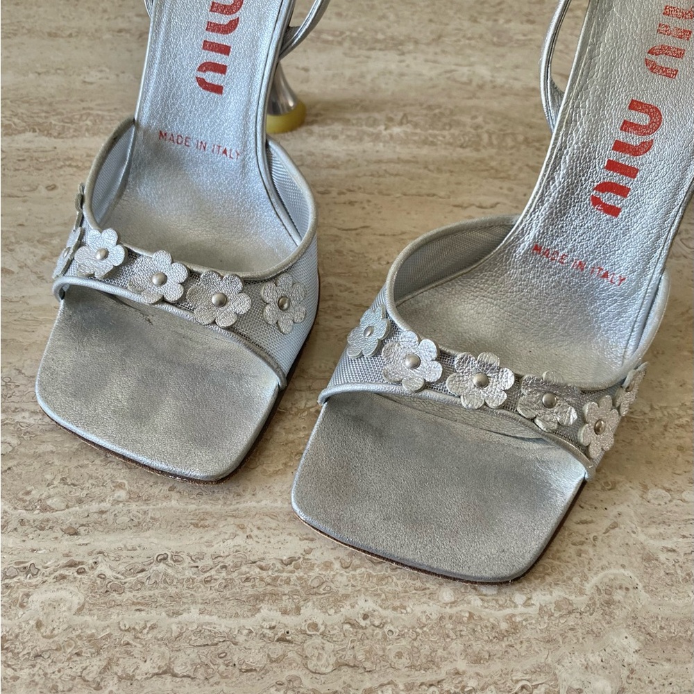 Vintage Miu Miu Mesh Daisy Slingback Sandal Heels - Picture 6 of 9